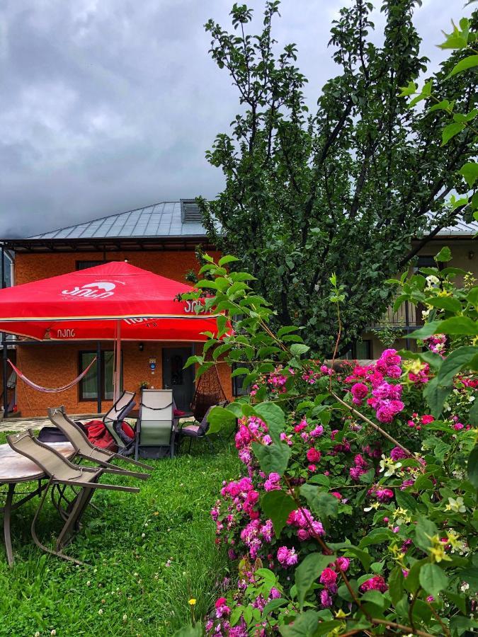 Hotel Elegant Kazbegi Exterior photo