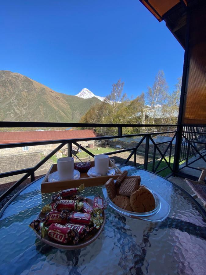 Hotel Elegant Kazbegi Exterior photo